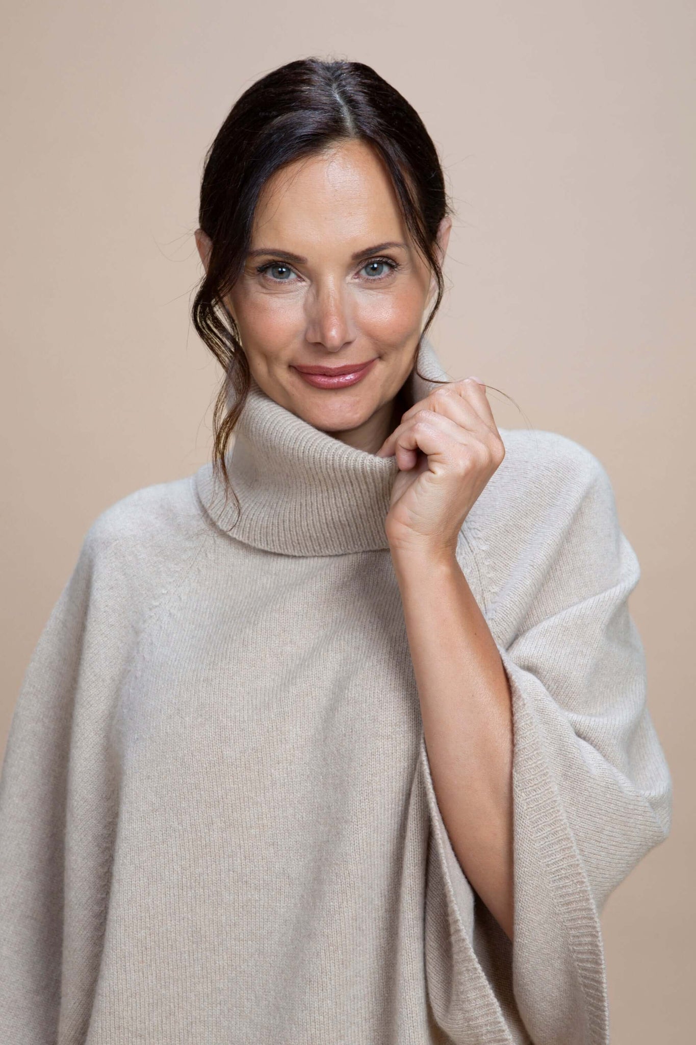 Assisi - Kimono collo ad anello cashmere rigenerato