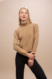 Dobbiaco - Dolcevita seamless (senza cuciture) con motivo aran + trecce sul davanti