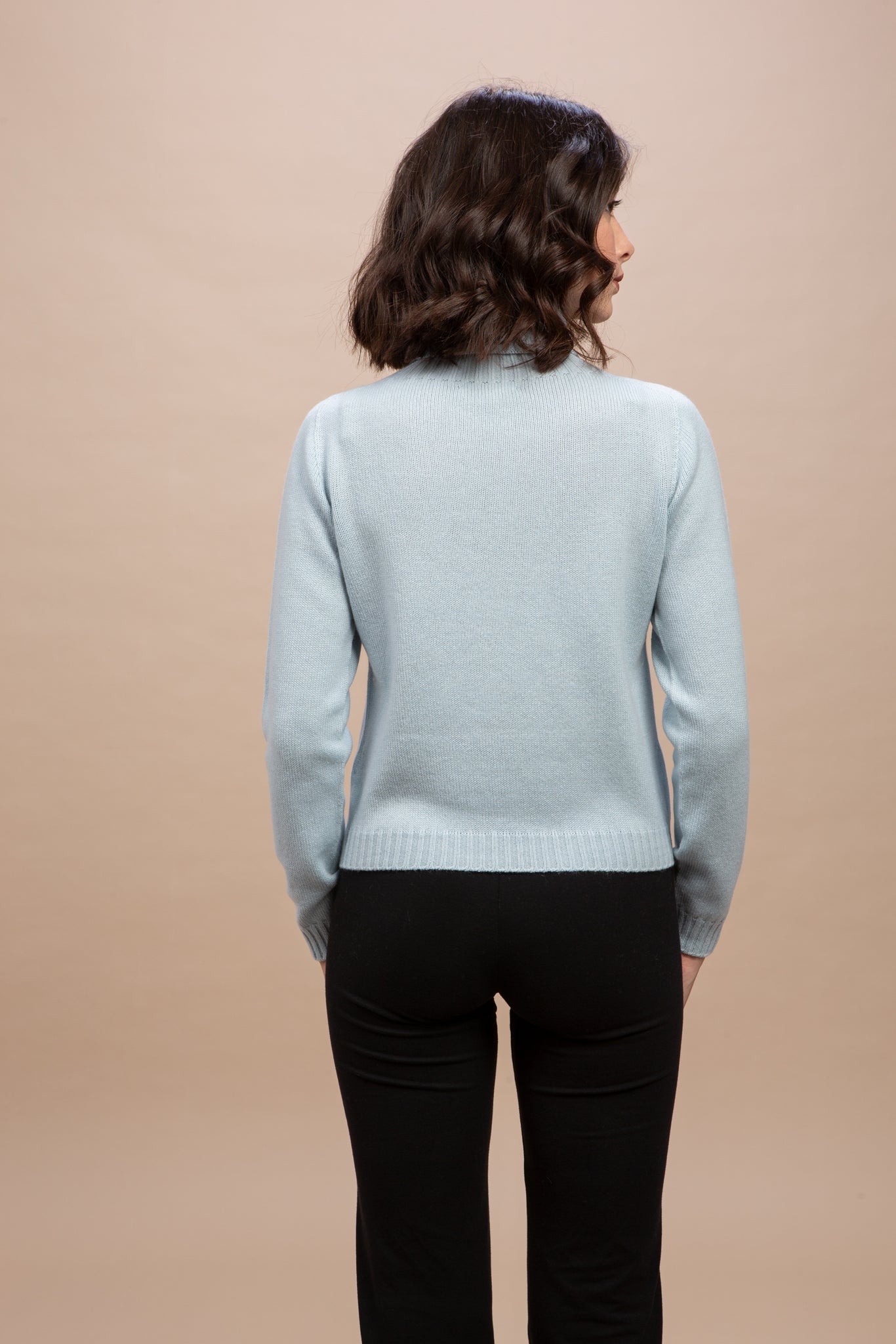 Dobbiaco - Dolcevita seamless (senza cuciture) con motivo aran + trecce sul davanti