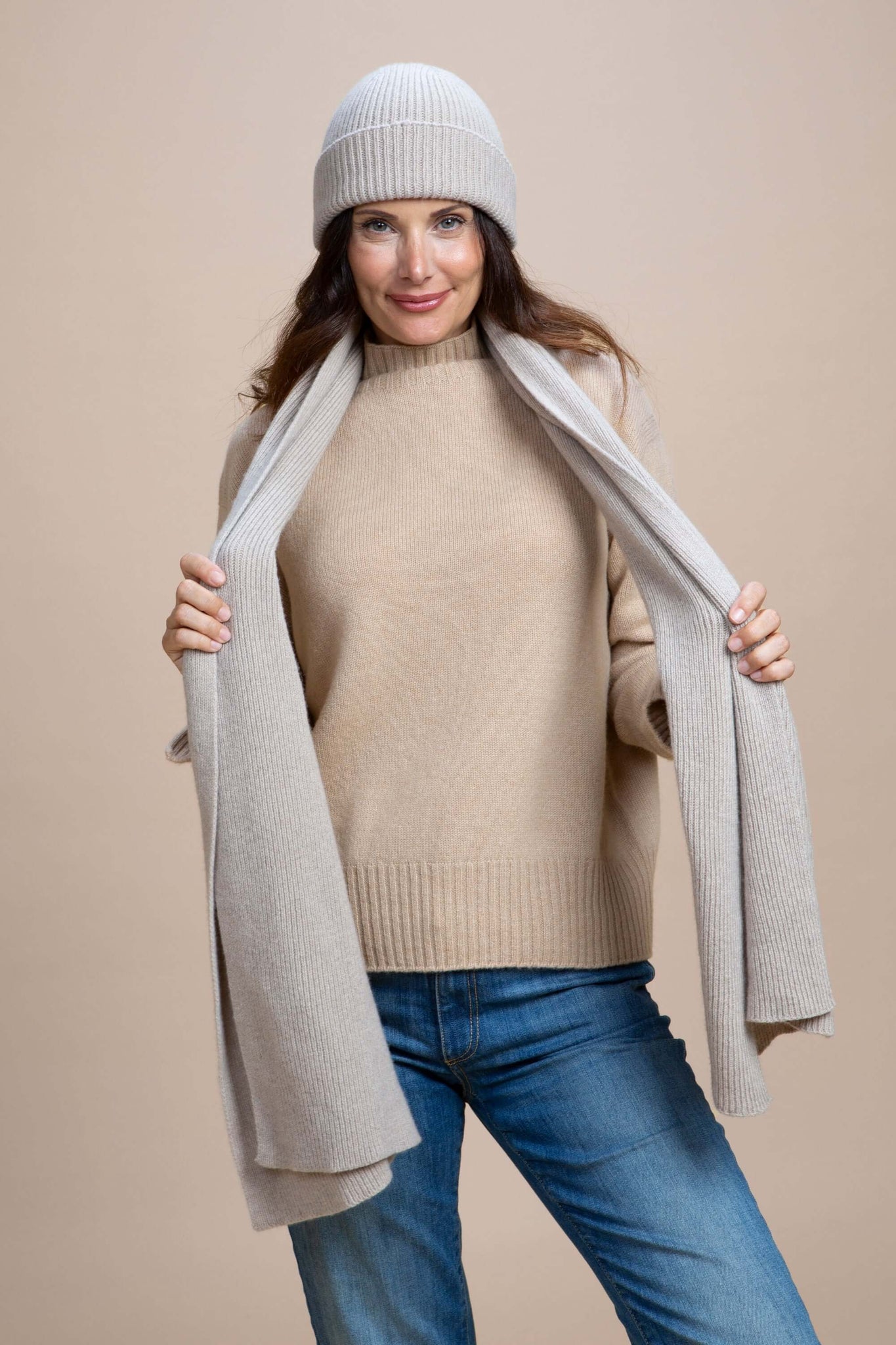 Kit Umbria - Cappellino Orvieto + Sciarpona Gubbio cashmere rigenerato
