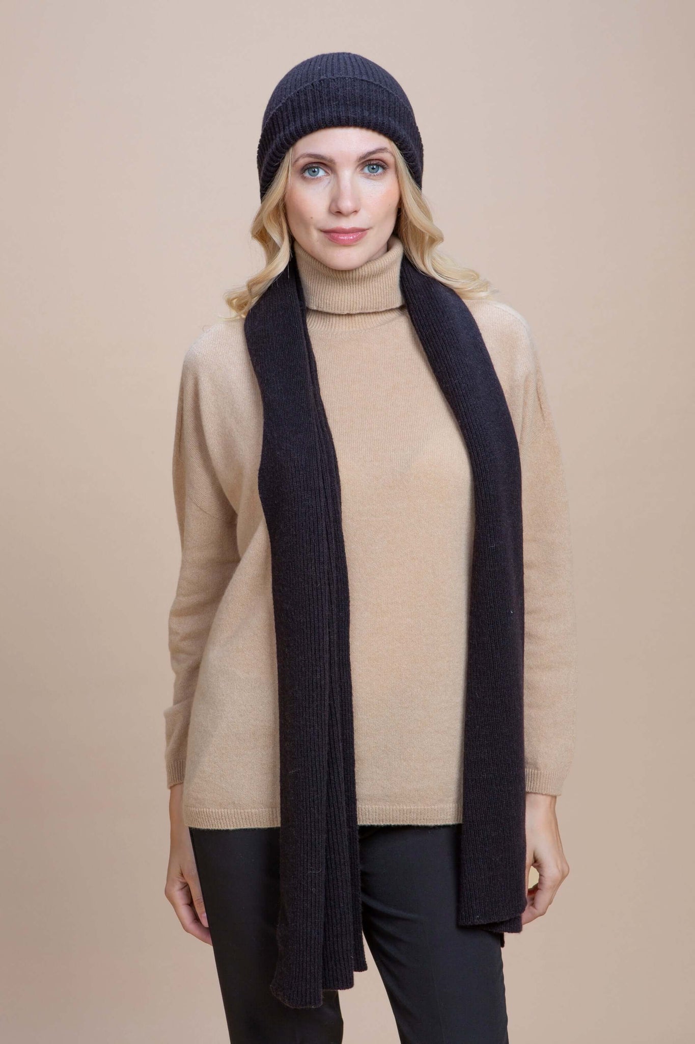 Kit Umbria - Cappellino Orvieto + Sciarpona Gubbio cashmere rigenerato