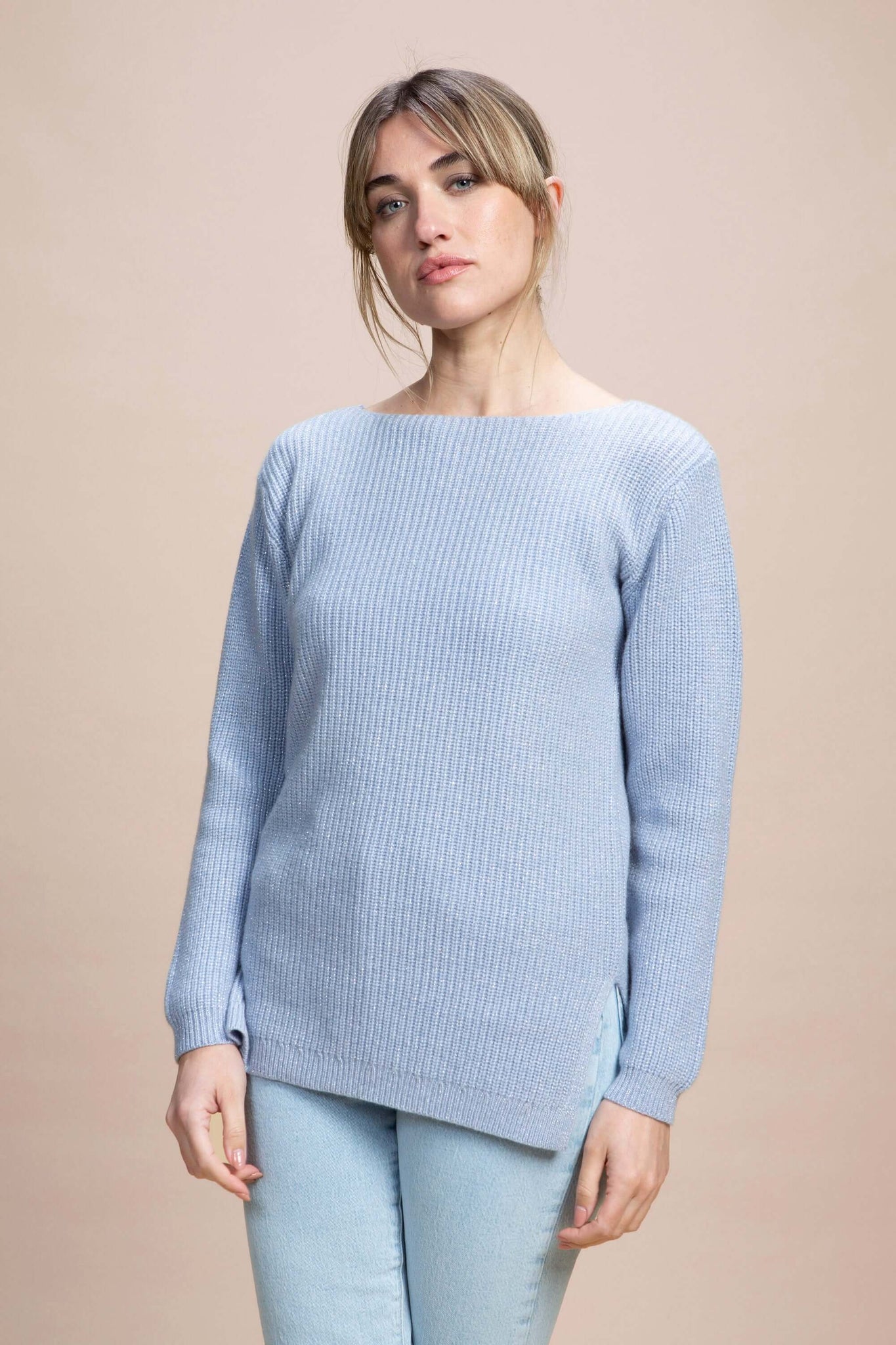 Camden - Maglia con scollo a barca maglia perla con lurex in cashmere rigenerato