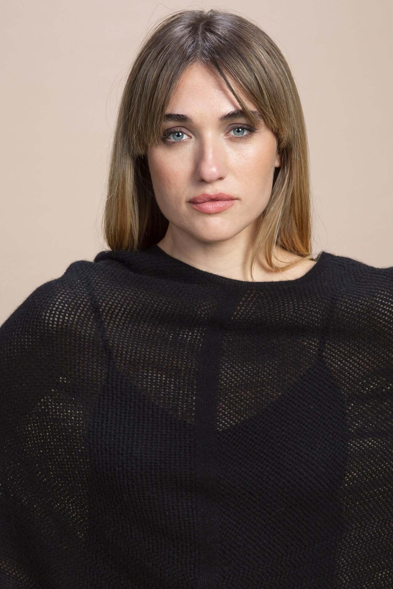 Fregene - Poncho traforato leggero 100% Cashmere
