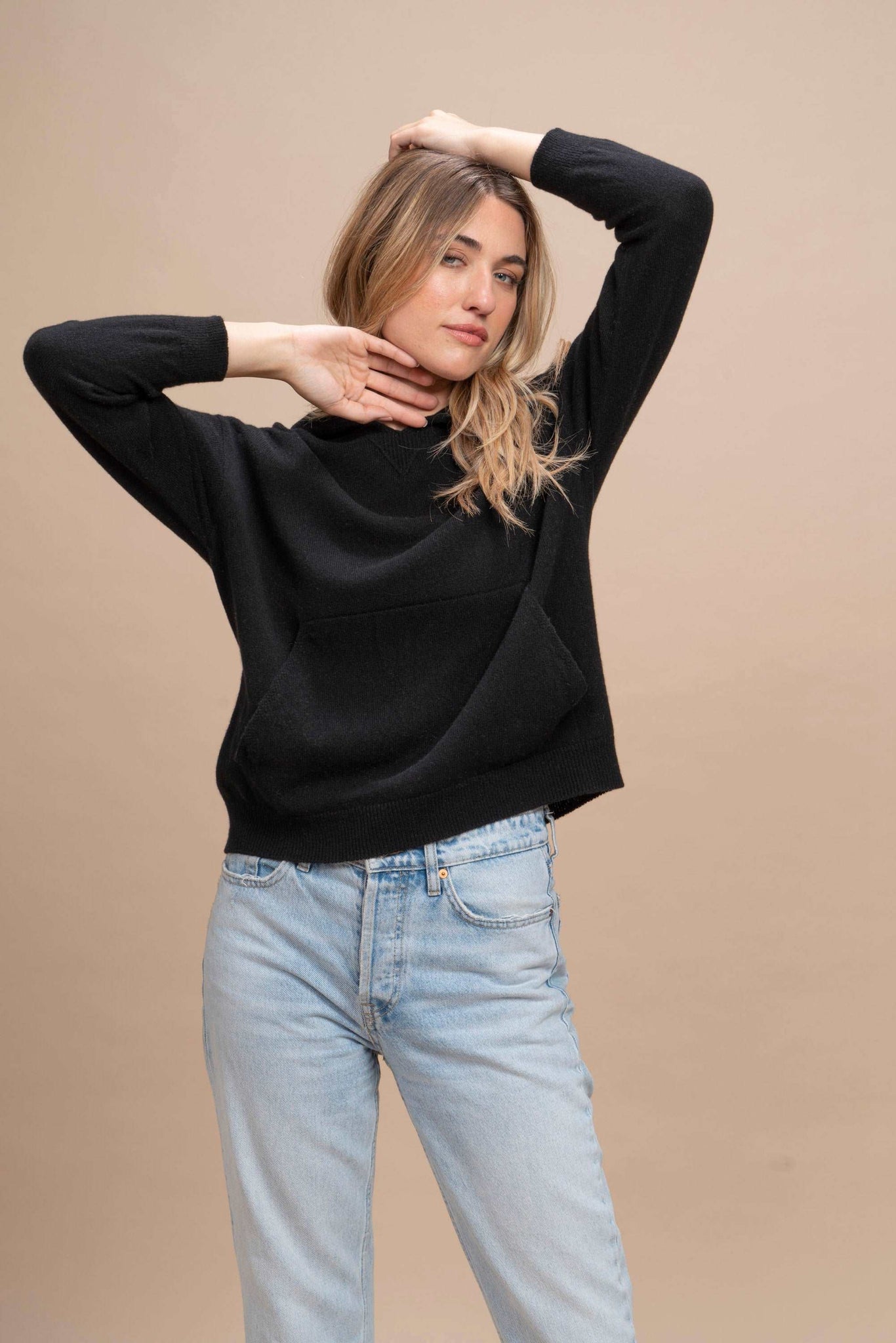 Portocervo - Cappuccio sport con tasca marsupio 100% Cashmere