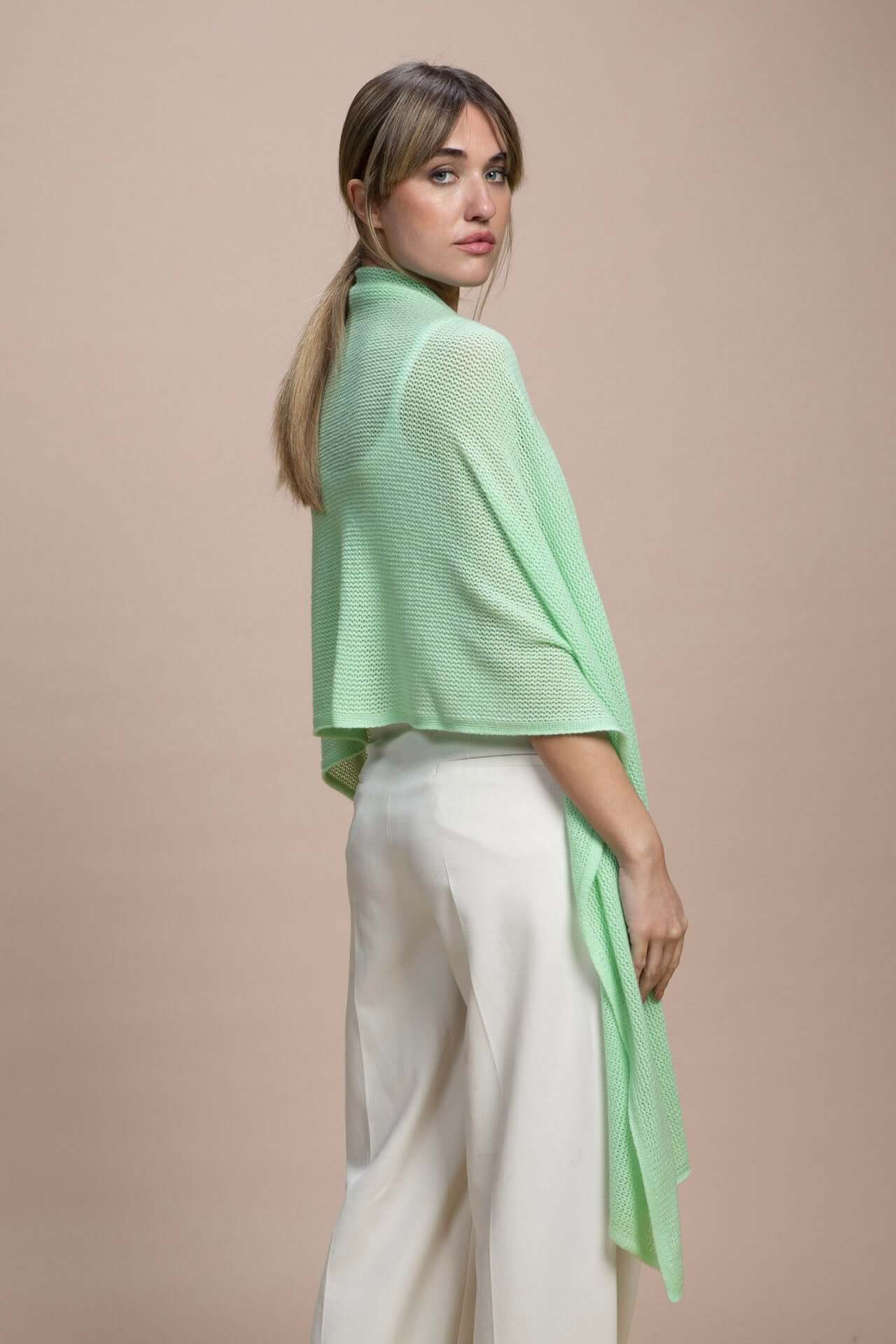 Sabaudia - Stola traforata leggera 100% Cashmere