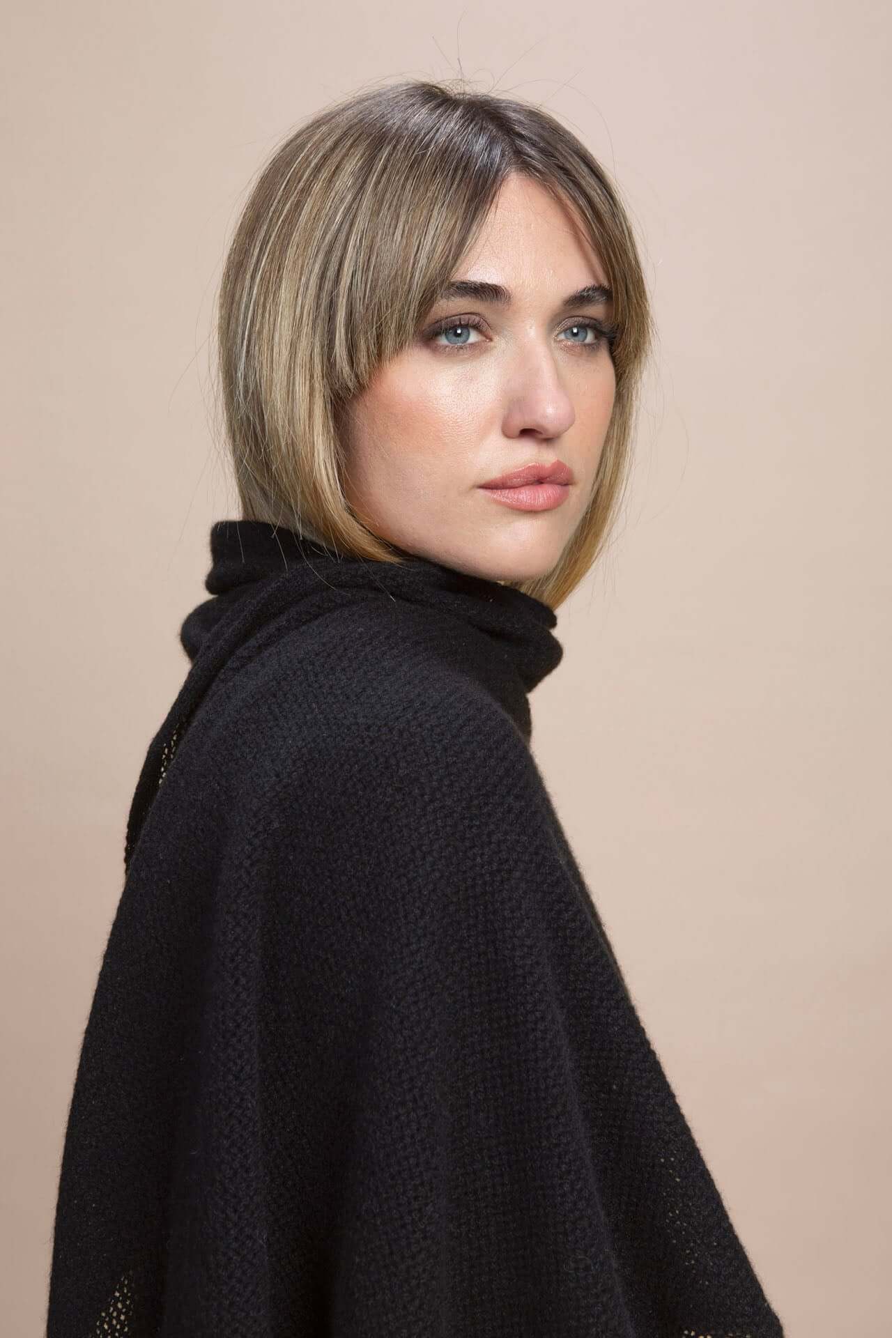 Sabaudia - Stola traforata leggera 100% Cashmere