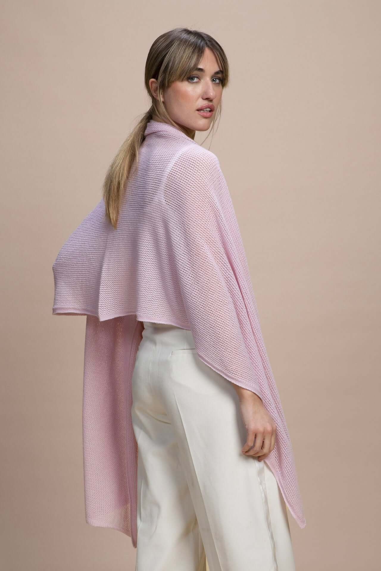 Sabaudia - Stola traforata leggera 100% Cashmere