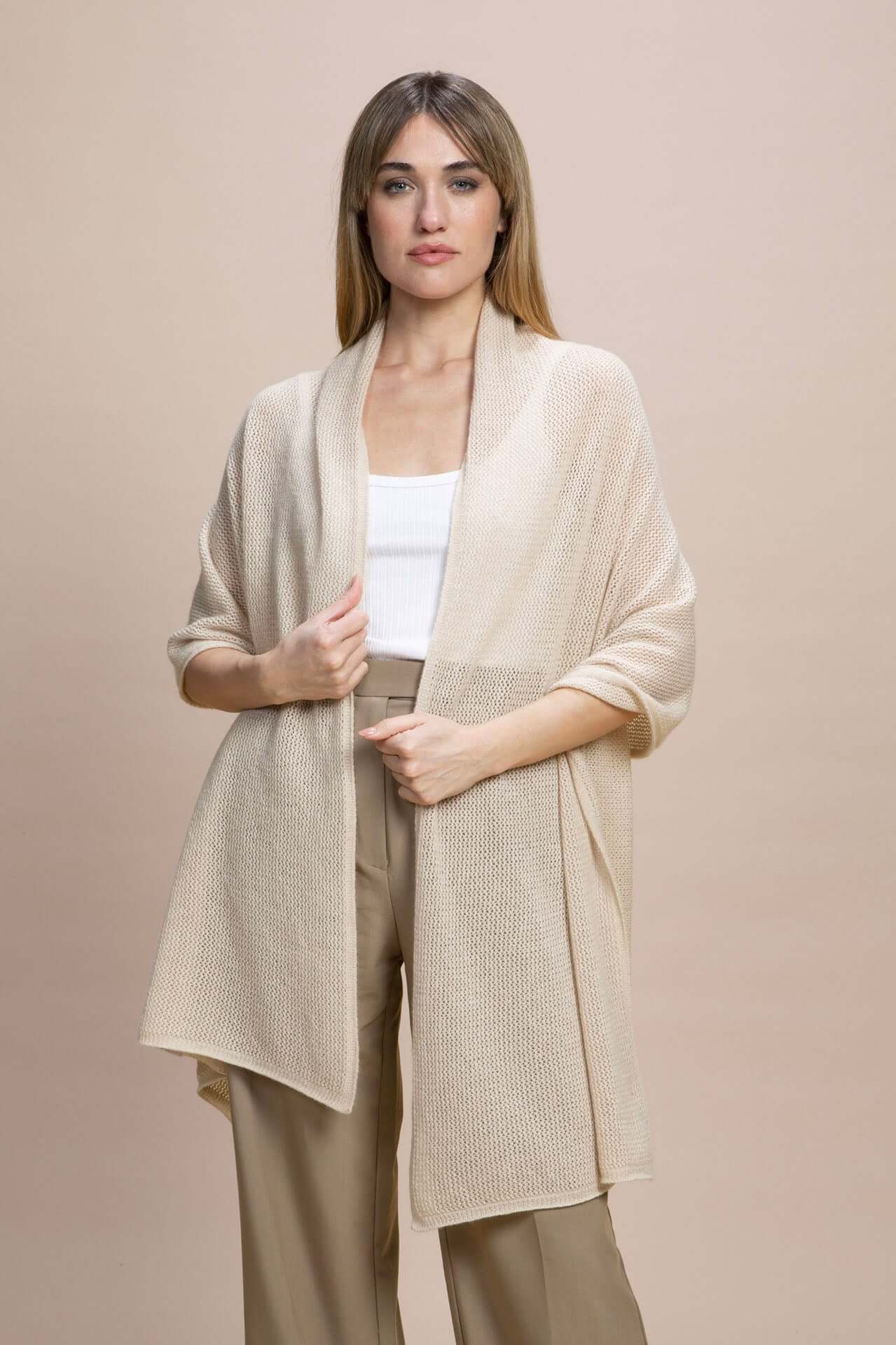 Sabaudia - Stola traforata leggera 100% Cashmere